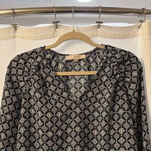 LOFT Monochrome Geometric Blouse